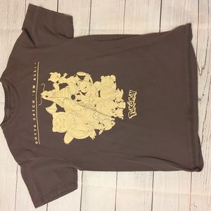 Pokémon gotta catch 'em all! T-shirt size medium